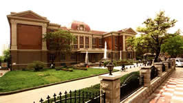 天津外国語大学の講堂